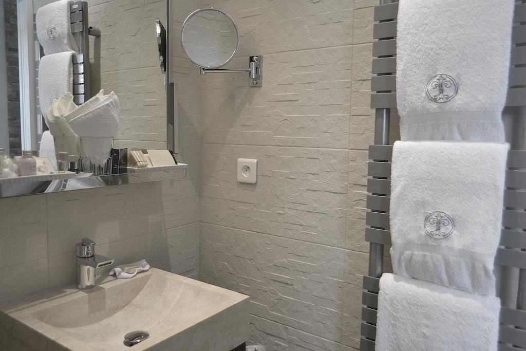 Les Lys Villa Vincennes Habitación foto