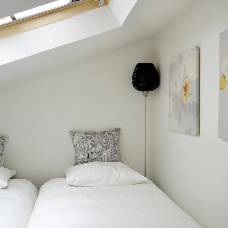 Les Lys Villa Vincennes Habitación foto
